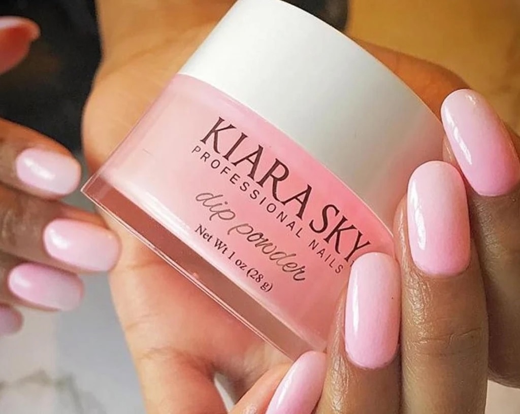 Why Have Kiara Sky Dip Nails Never Shown Any Signs of Cooling Down?